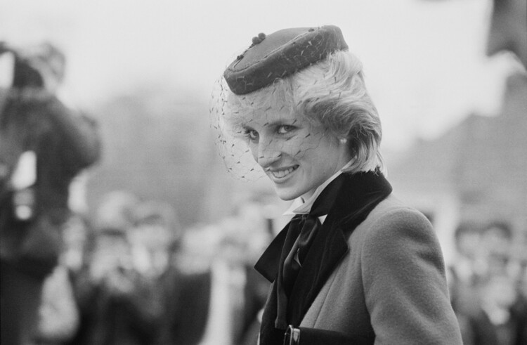 Len Trievnor Fotografie Princess Diana in Bristol, Len Trievnor, 40 × 26.7 cm