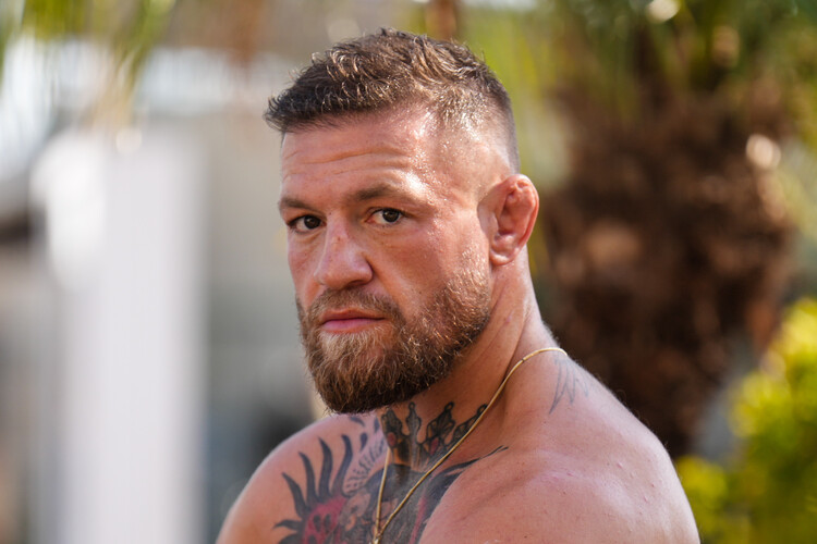 Edward Berthelot Fotografie Conor McGregor at the 75th annual Cannes film festival, Edward Berthelot, 40 × 26.7 cm