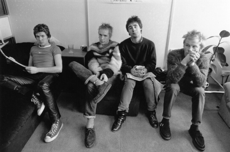 Evening Standard Fotografie Sex Pistols, Evening Standard, 40 × 26.7 cm