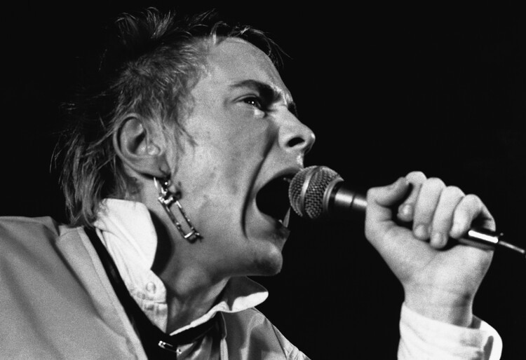 Hulton Deutsch Fotografie Johnny Rotten of The Sex Pistols, Hulton Deutsch, 40 × 26.7 cm