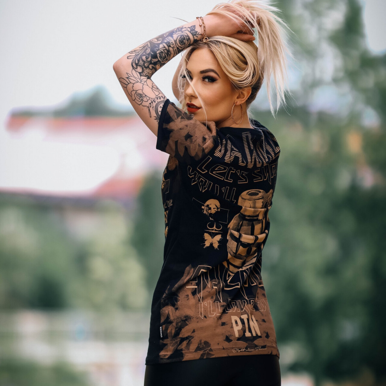 Triko dámské Yakuza Grenade Urban - černé-hnědé, M